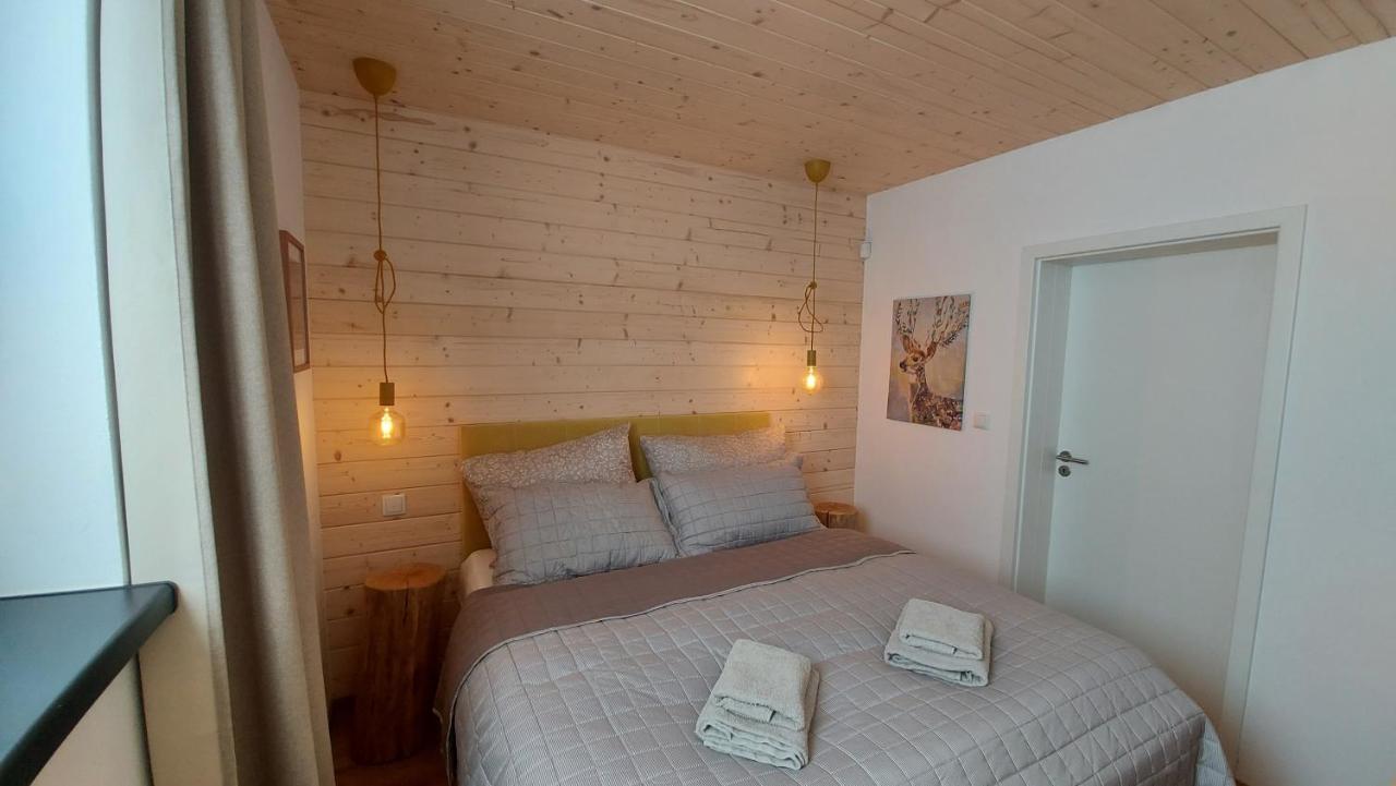 Villetta Apartman ลิฟตอฟสกีมิคูลาช ภายนอก รูปภาพ