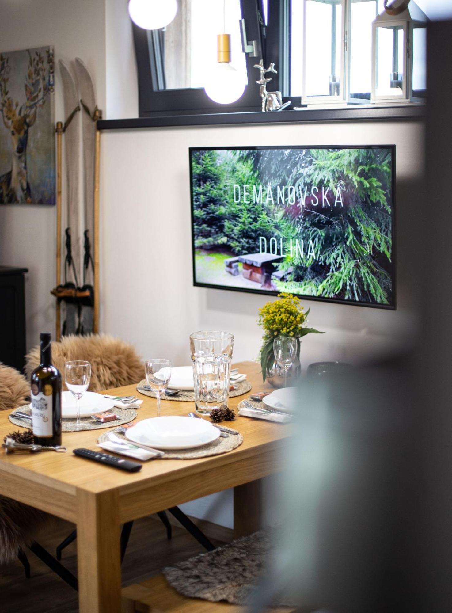 Villetta Apartman ลิฟตอฟสกีมิคูลาช ภายนอก รูปภาพ